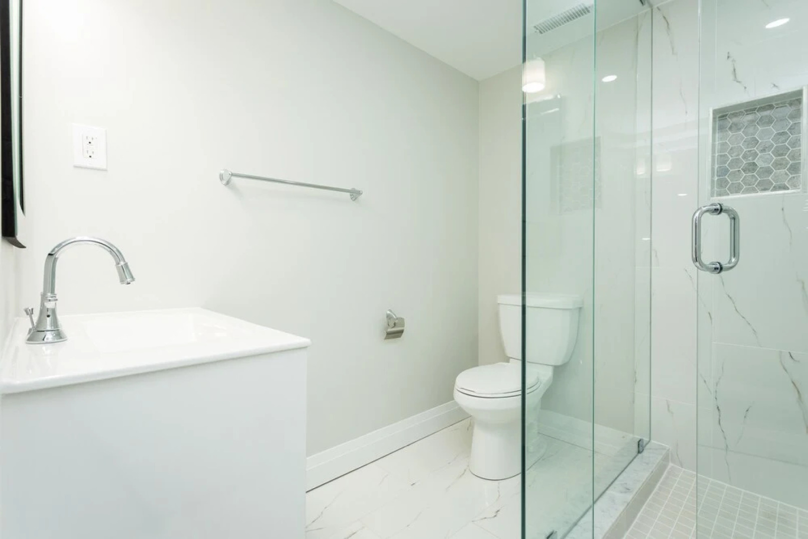 Stunning and Exclusive Home in Burlington