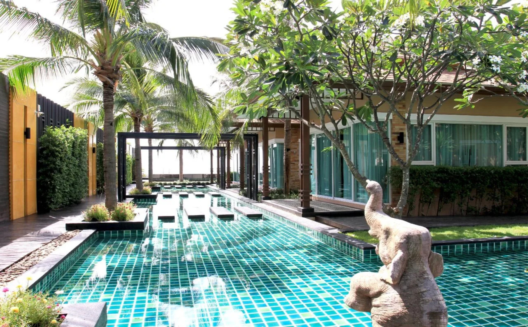 Keang Kluen Talay Resort