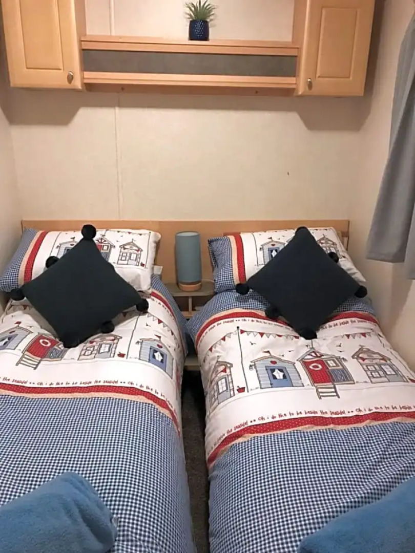 "Rosie" at Lower Hyde, Isle of Wight - Kingsgate 57