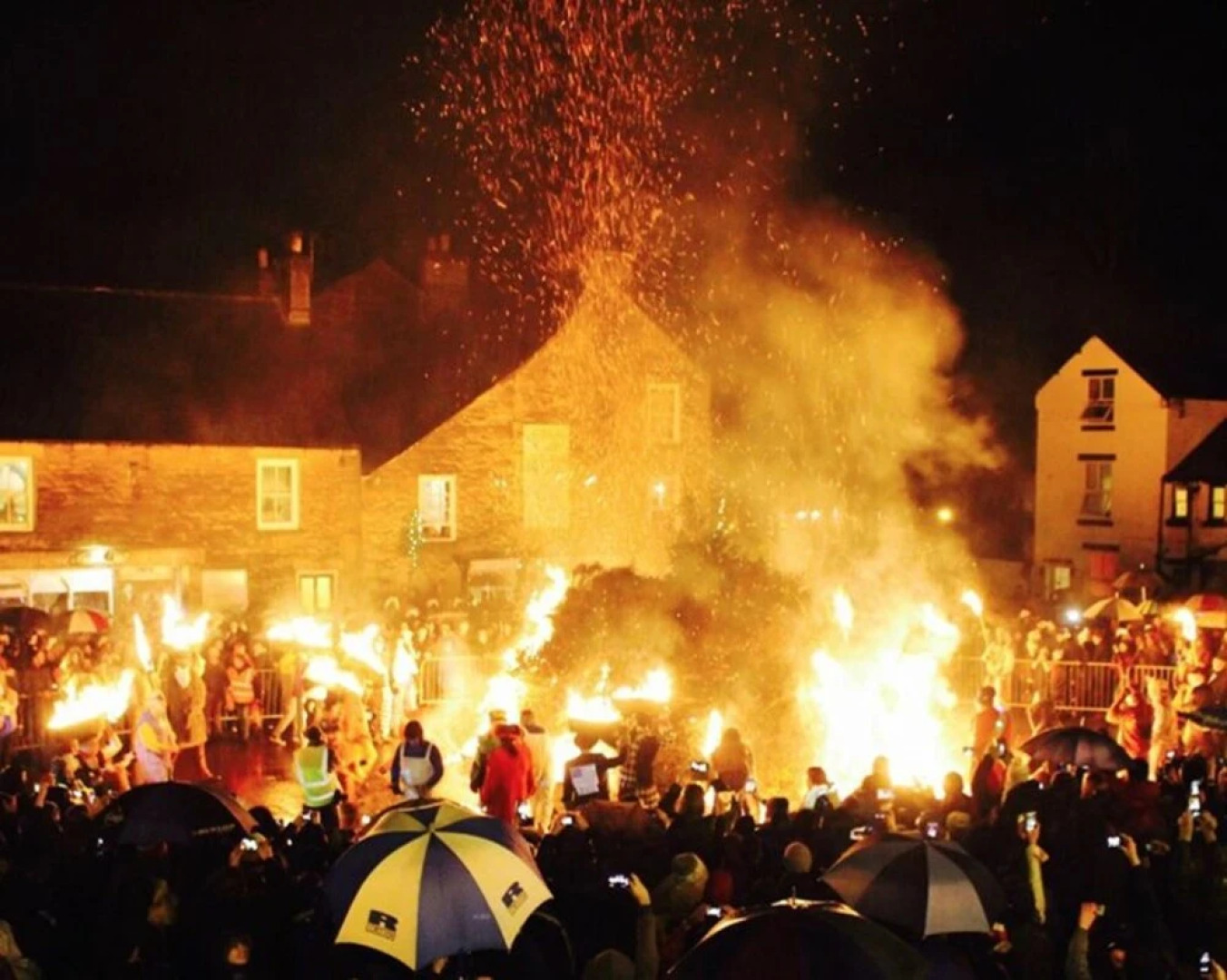 The Golden Lion Hotel Allendale