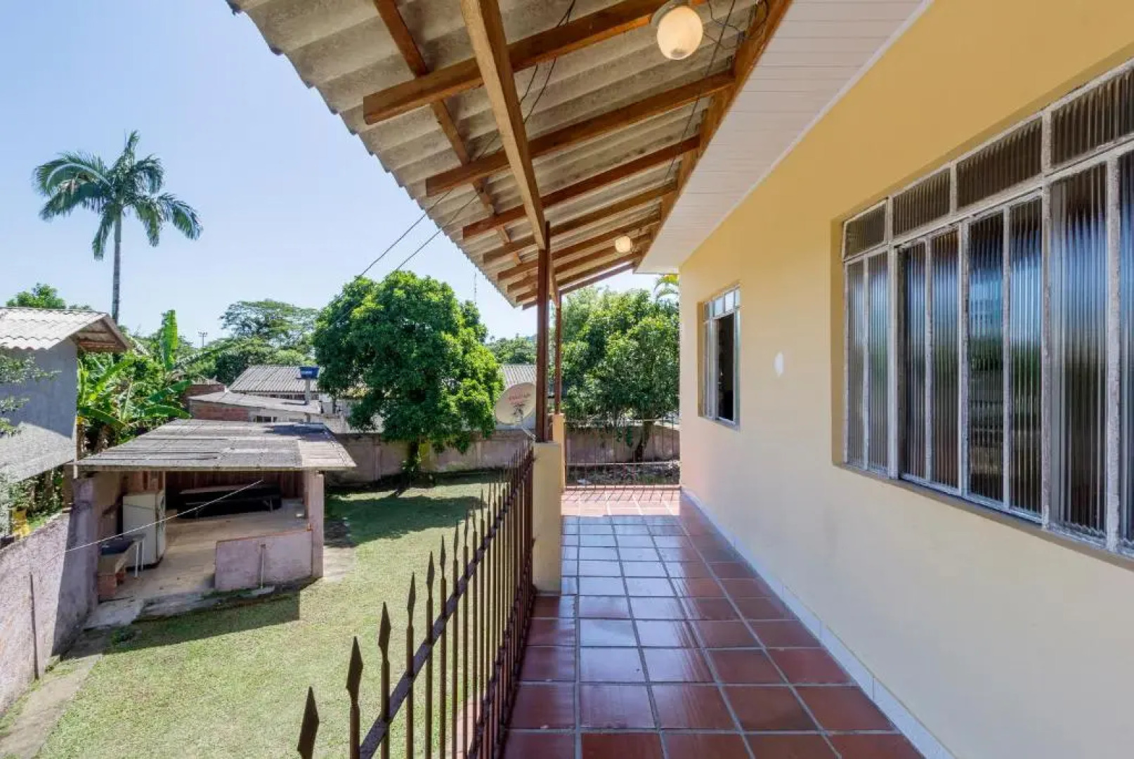 Sobrado da Vila, 1km Centro, ideal Trabalho e Passeio