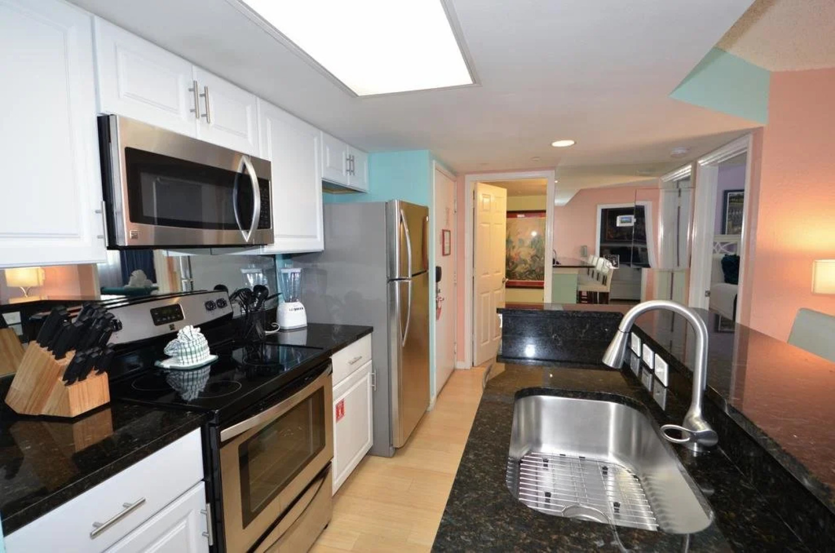 Sunrise Suites Resort