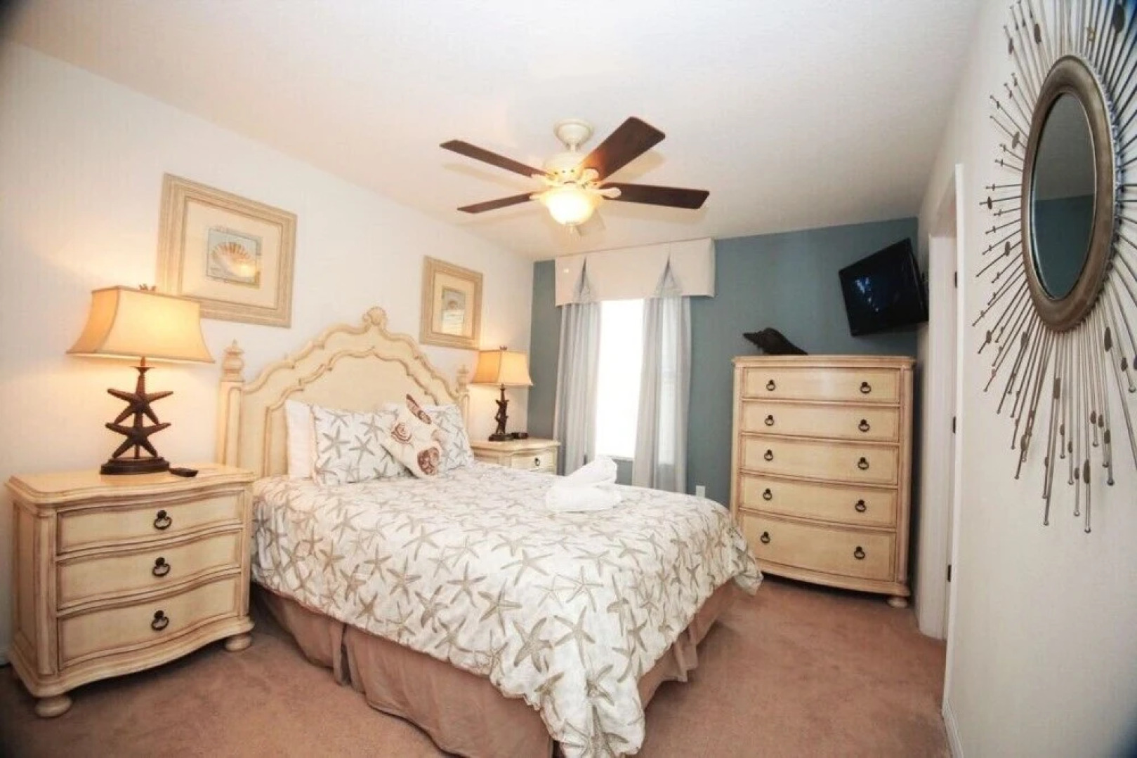 301 Las Fuentes Drive 6 Bedroom Home