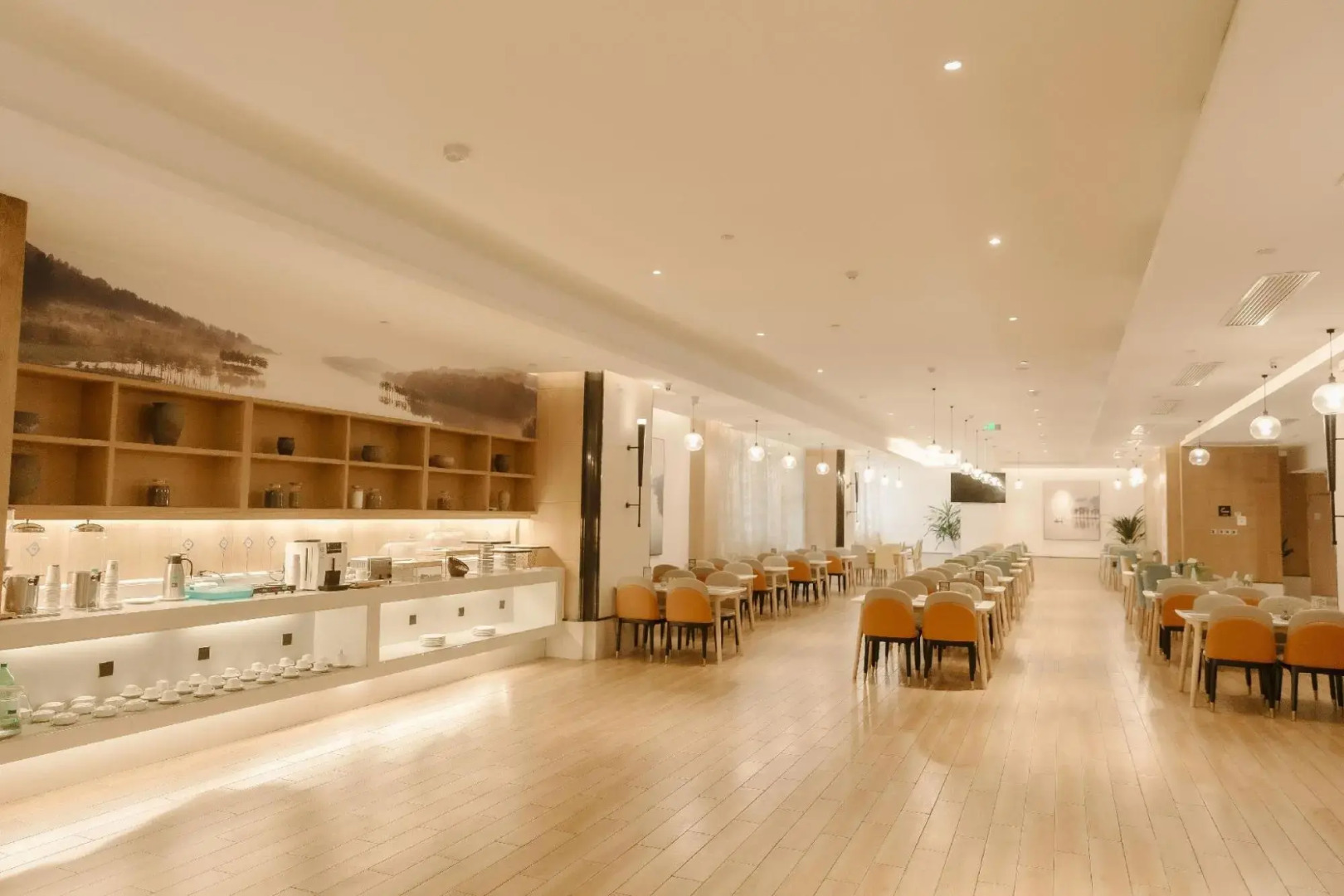 Huai'an OASIS International Hotel