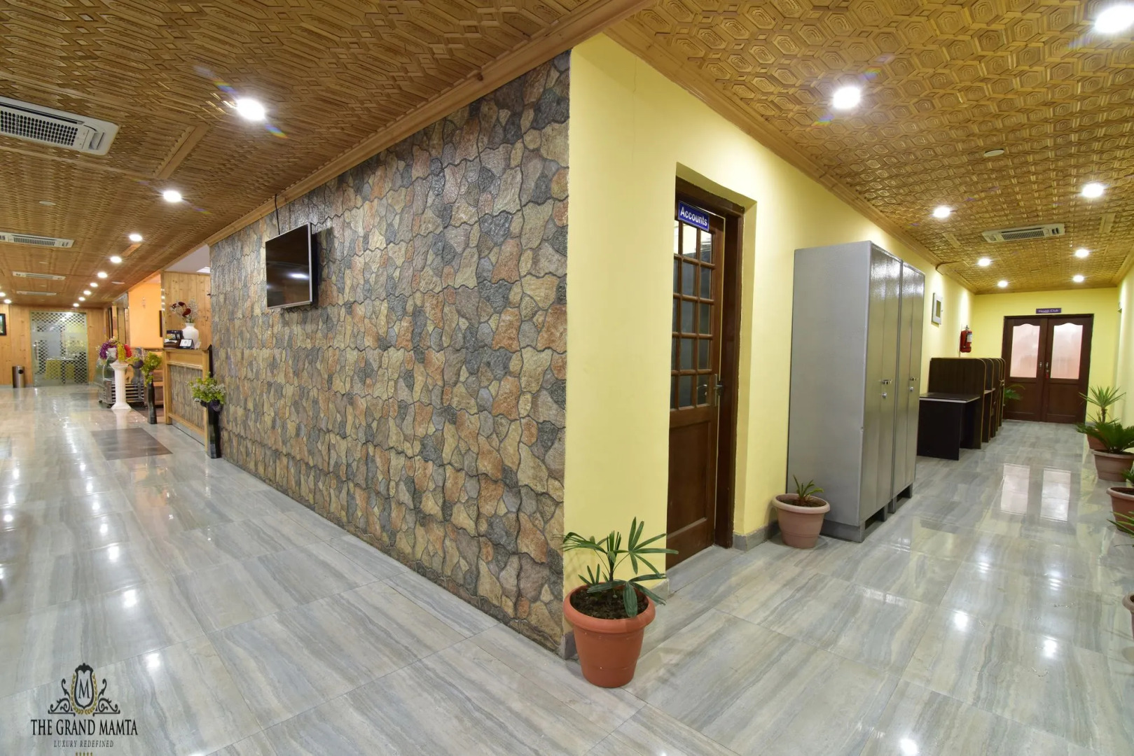 Hotel The Grand Mamta