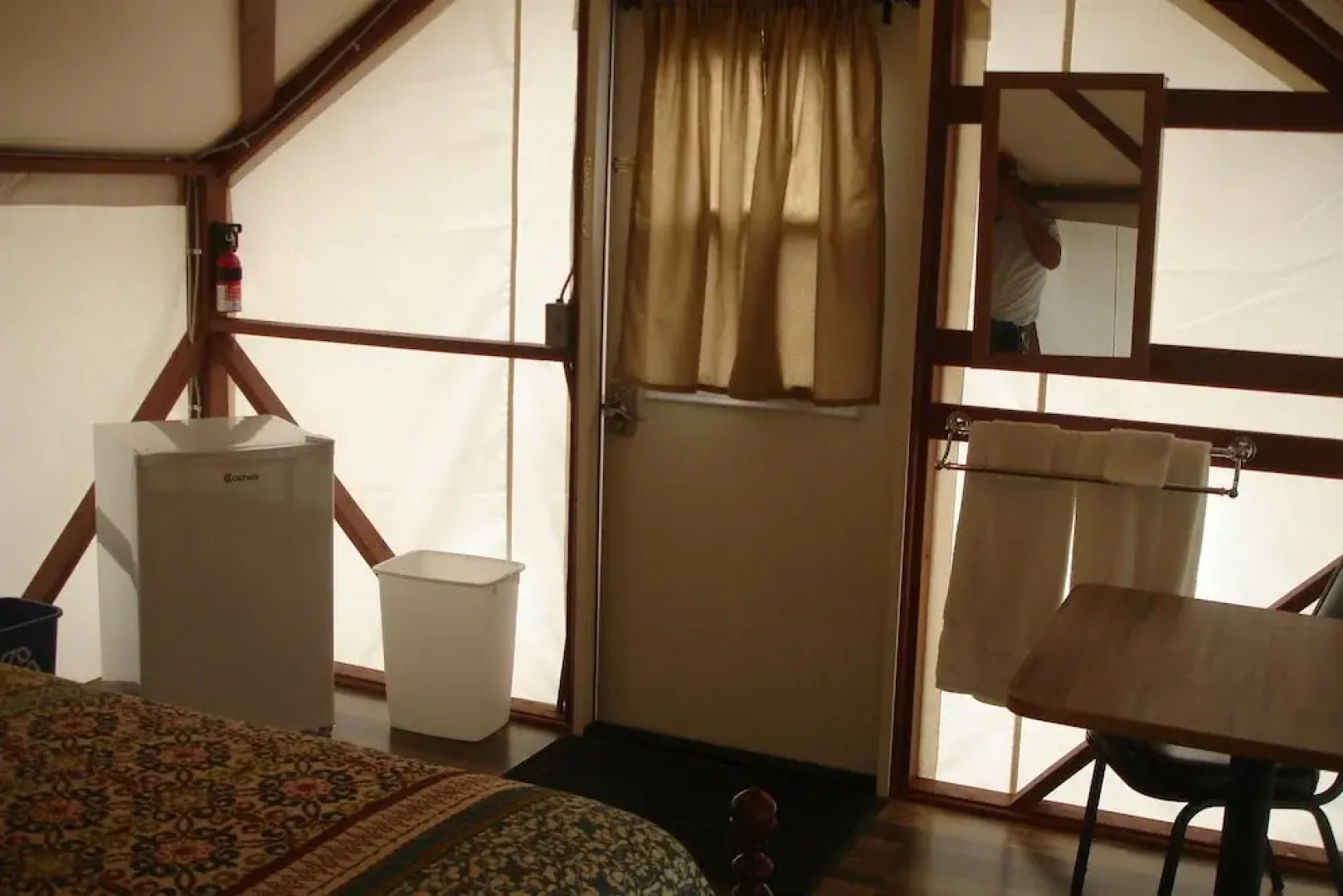 Mariposa Fair Bungalow Tent Cabins - Caravan Park