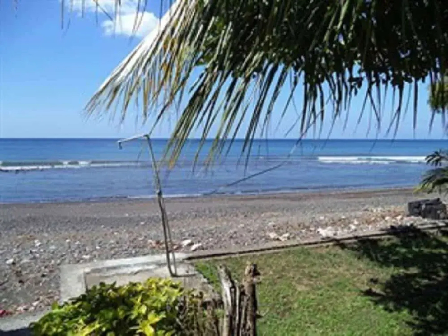 Deddys Beach Bungalows