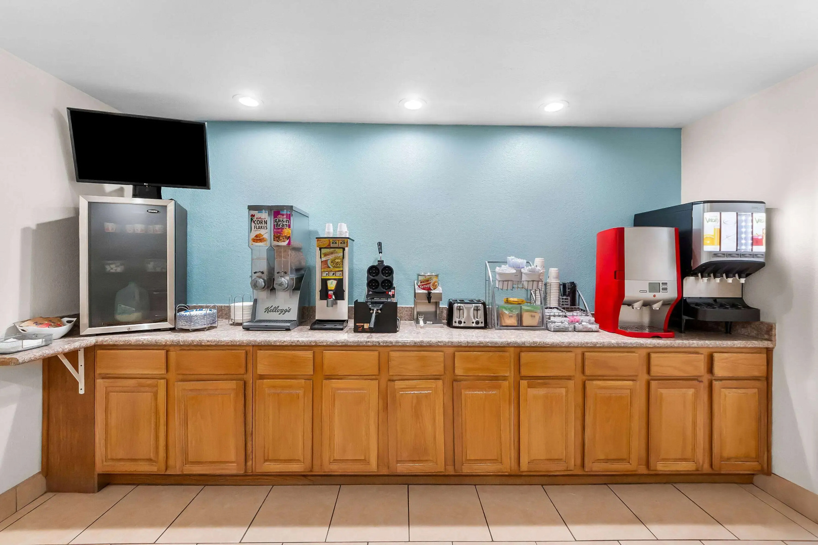 Super 8 by Wyndham Pleasanton