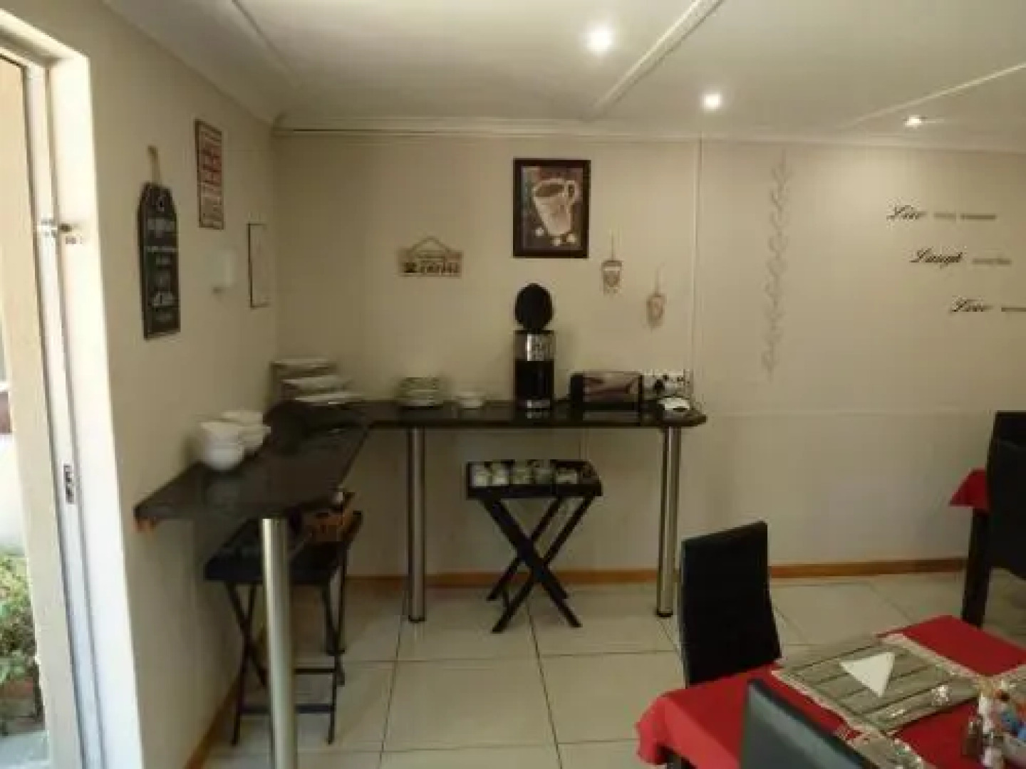 Springbok Apartments