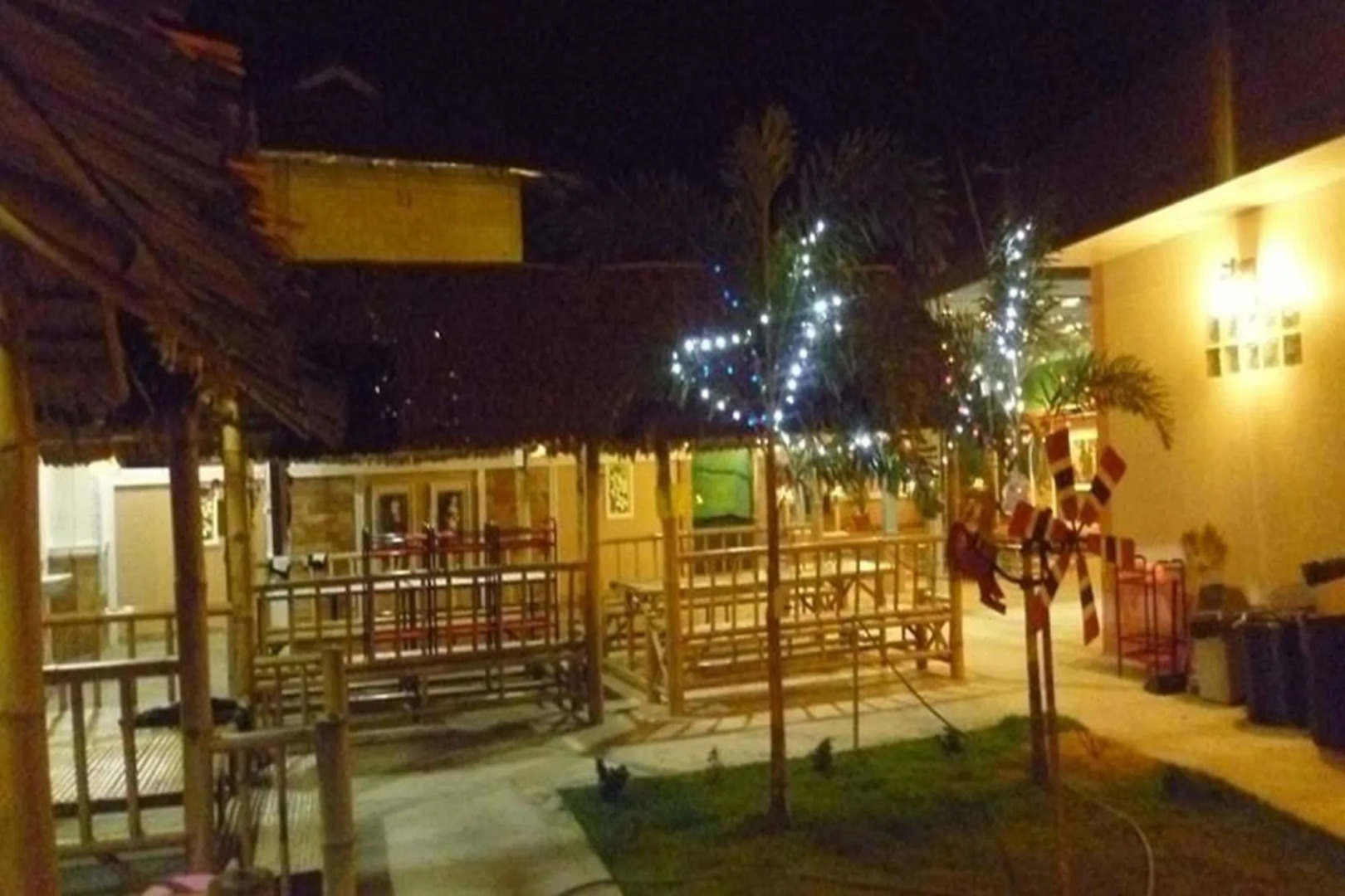 Sara Boutique Pool Resort