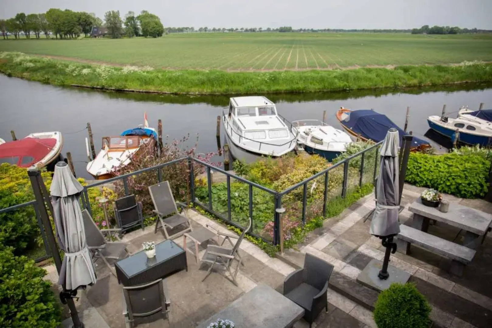B & B Vergeet me Niet