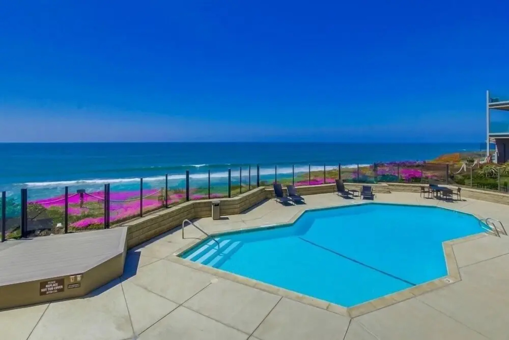 Work-Friendly Oceanfront Condo with Pool and Spa Access SURF25 by RedAwning