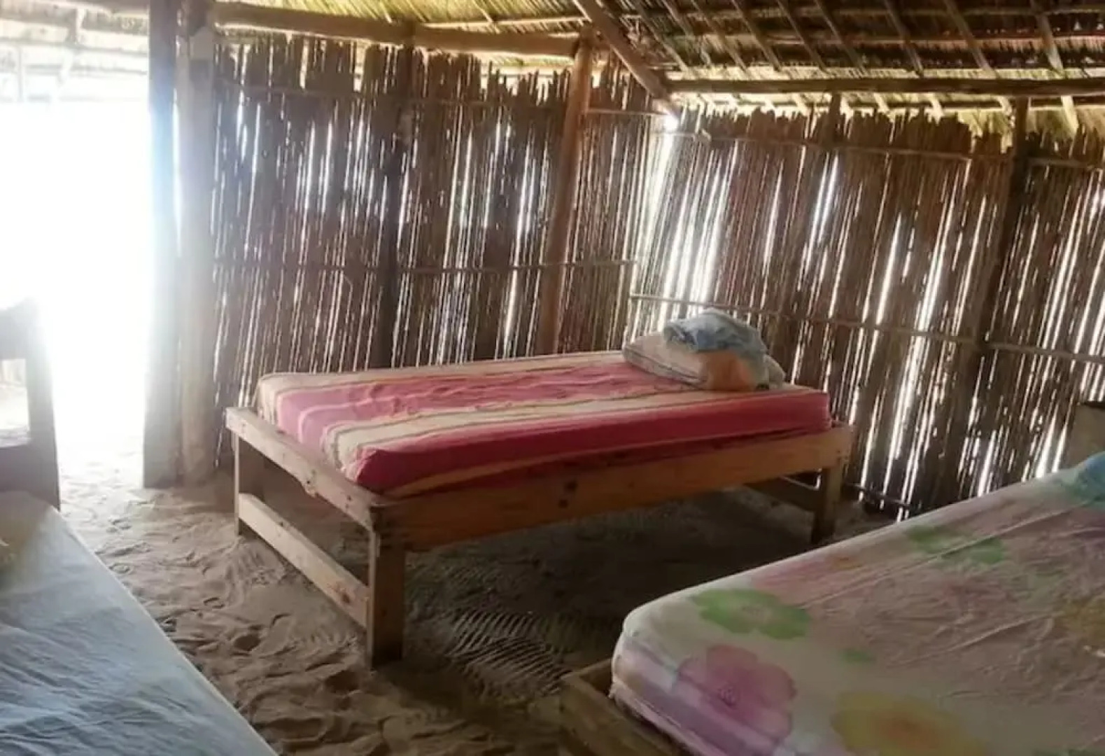 Cabins in Asserya Island - San Blas paradise - meals included