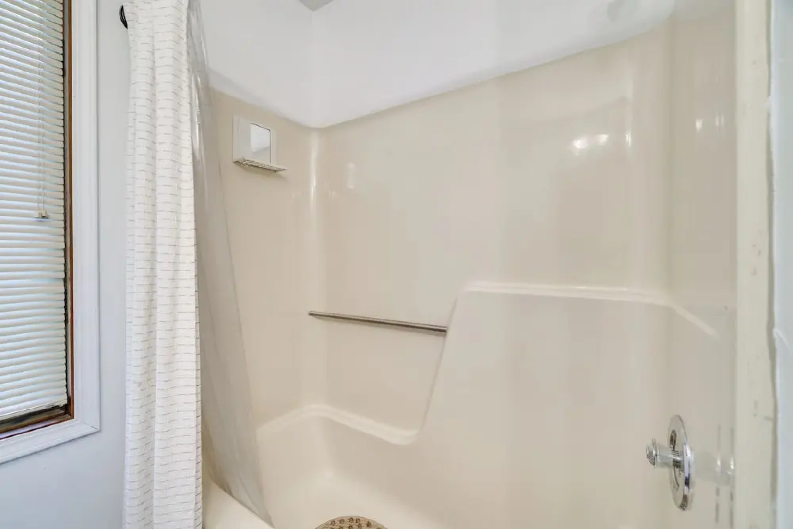 Lake Harmony Home Near Big Boulder!