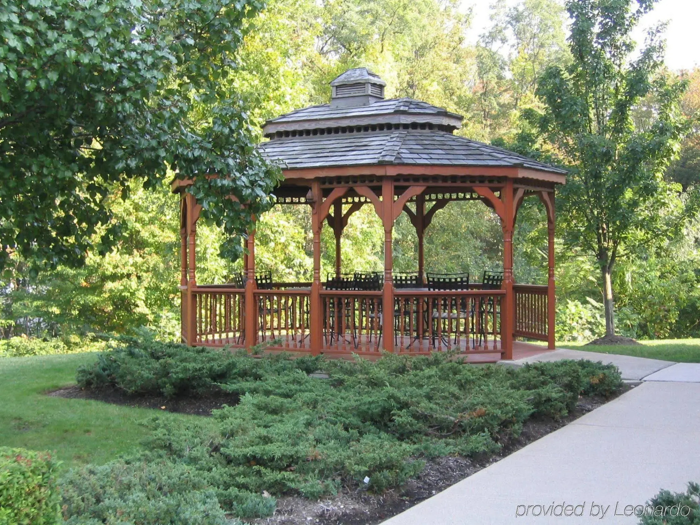 Sonesta Simply Suites Parsippany Morris Plains