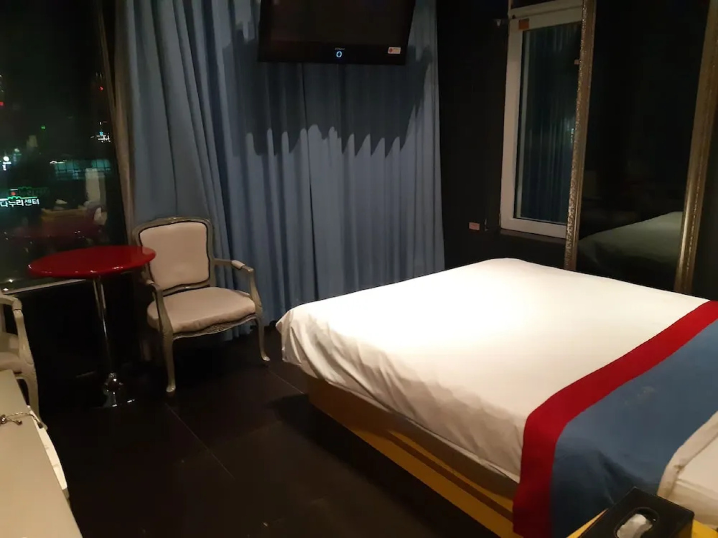 Danyang Riverside Hotel