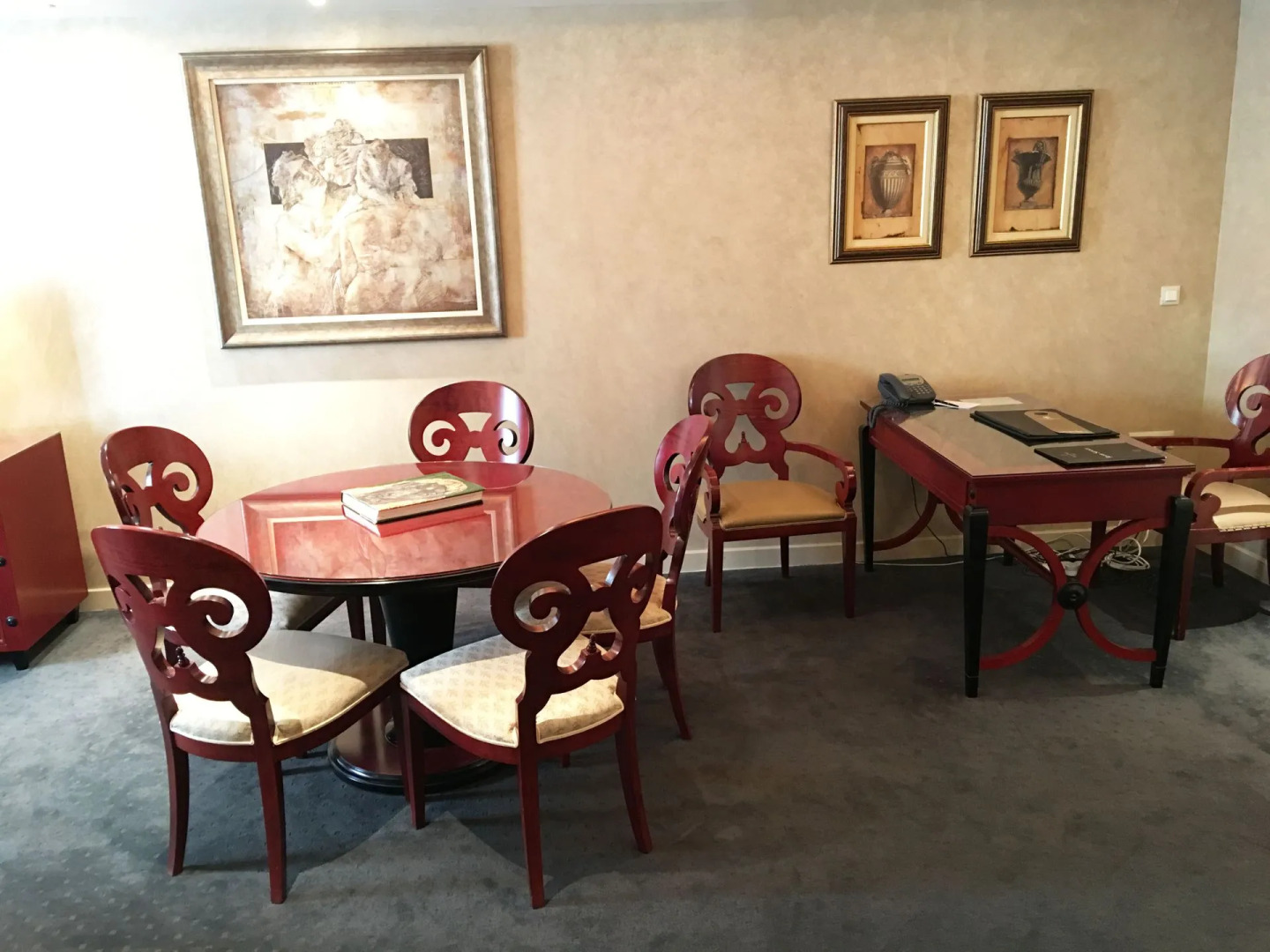 Theoxenia House Hotel