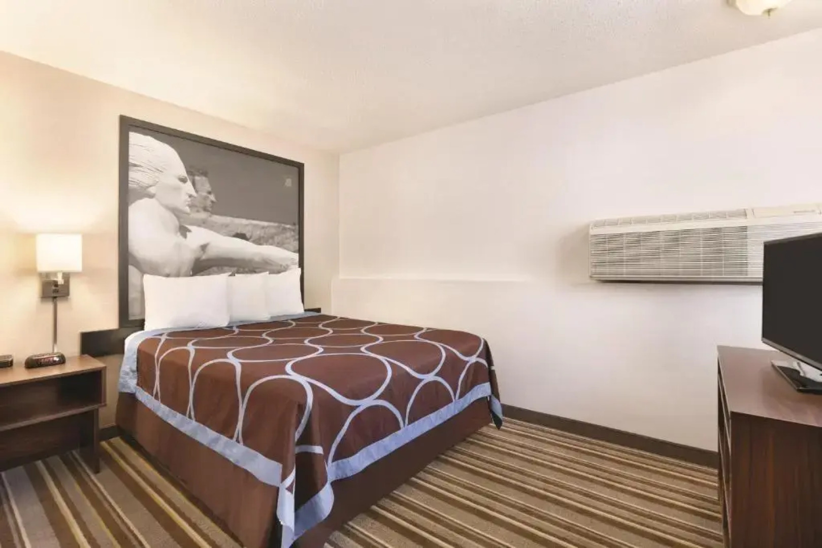 Super 8 Custer/Crazy Horse Area