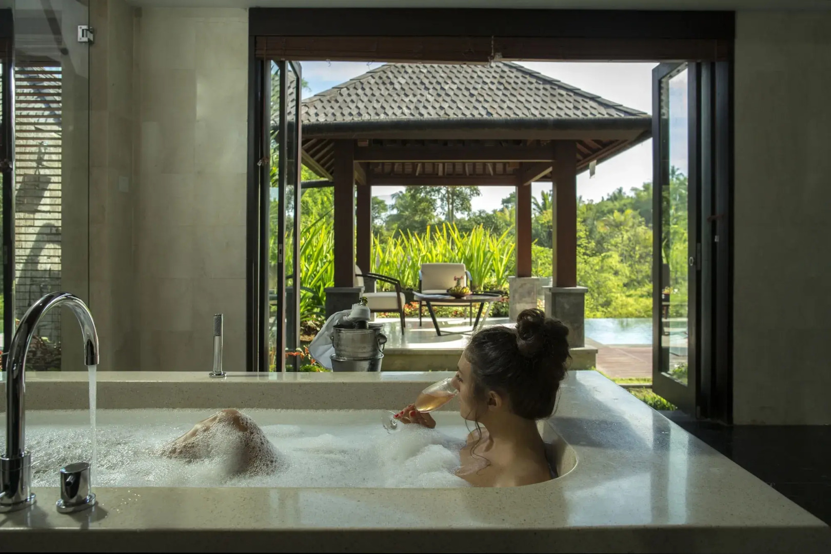 Sanctoo Suites and Villas