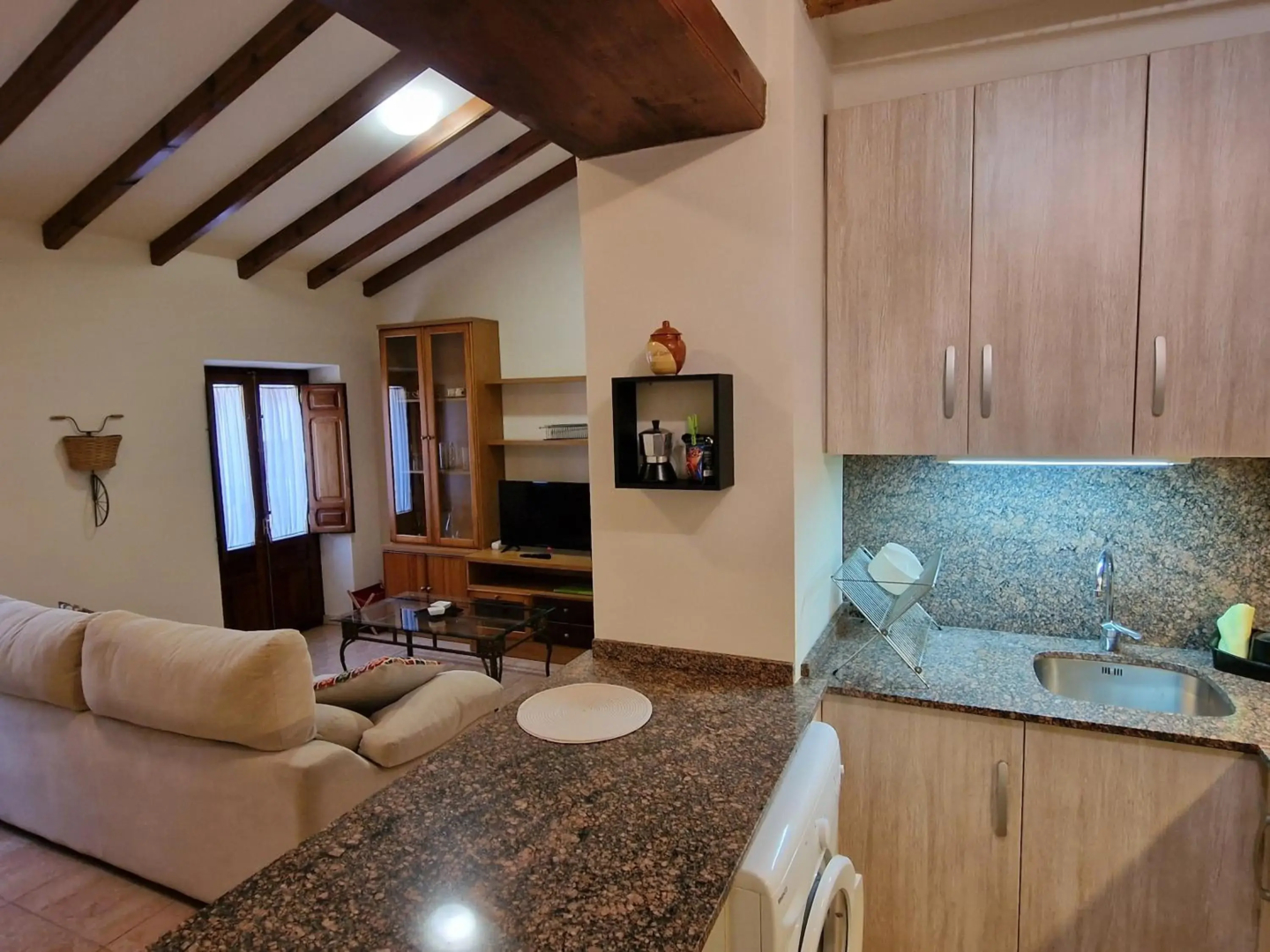 AIRAM Home MENDIZABAL