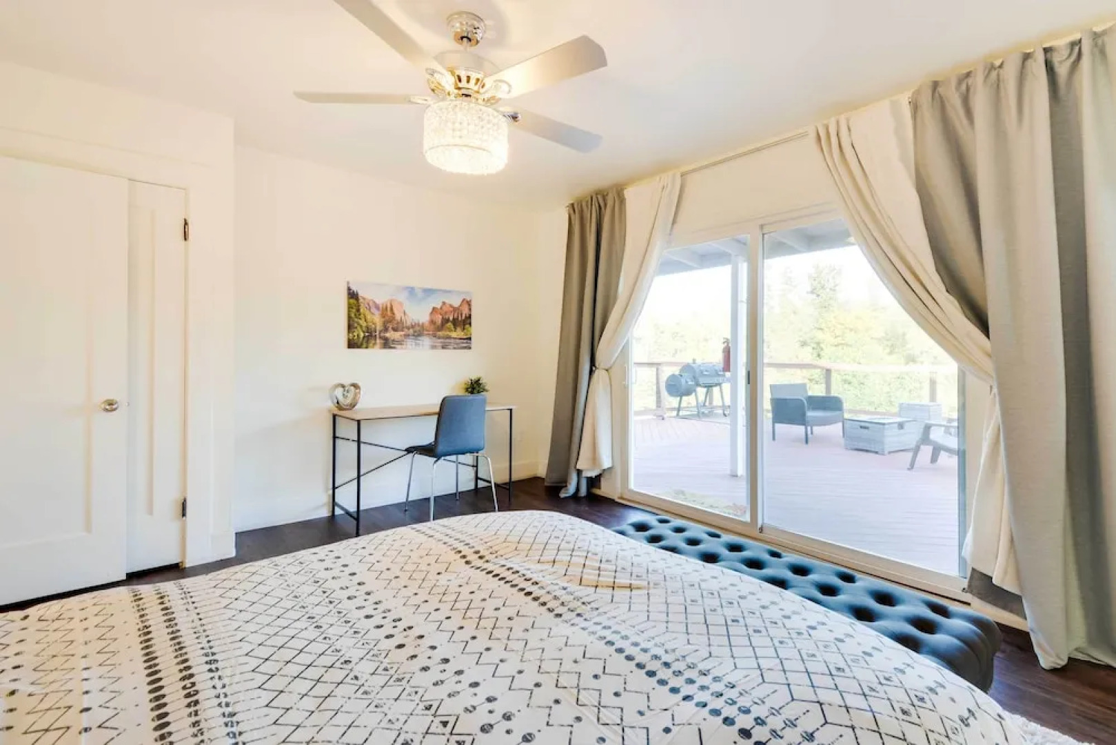 Waterfront Mariposa Vacation Rental w/ Hot Tub