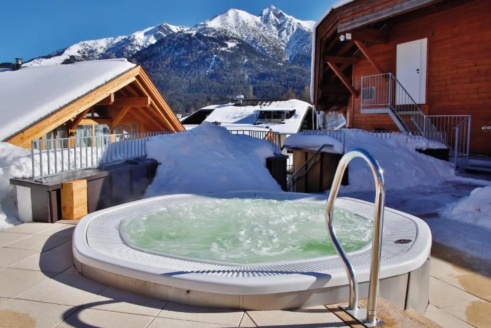 Mountains Hotel