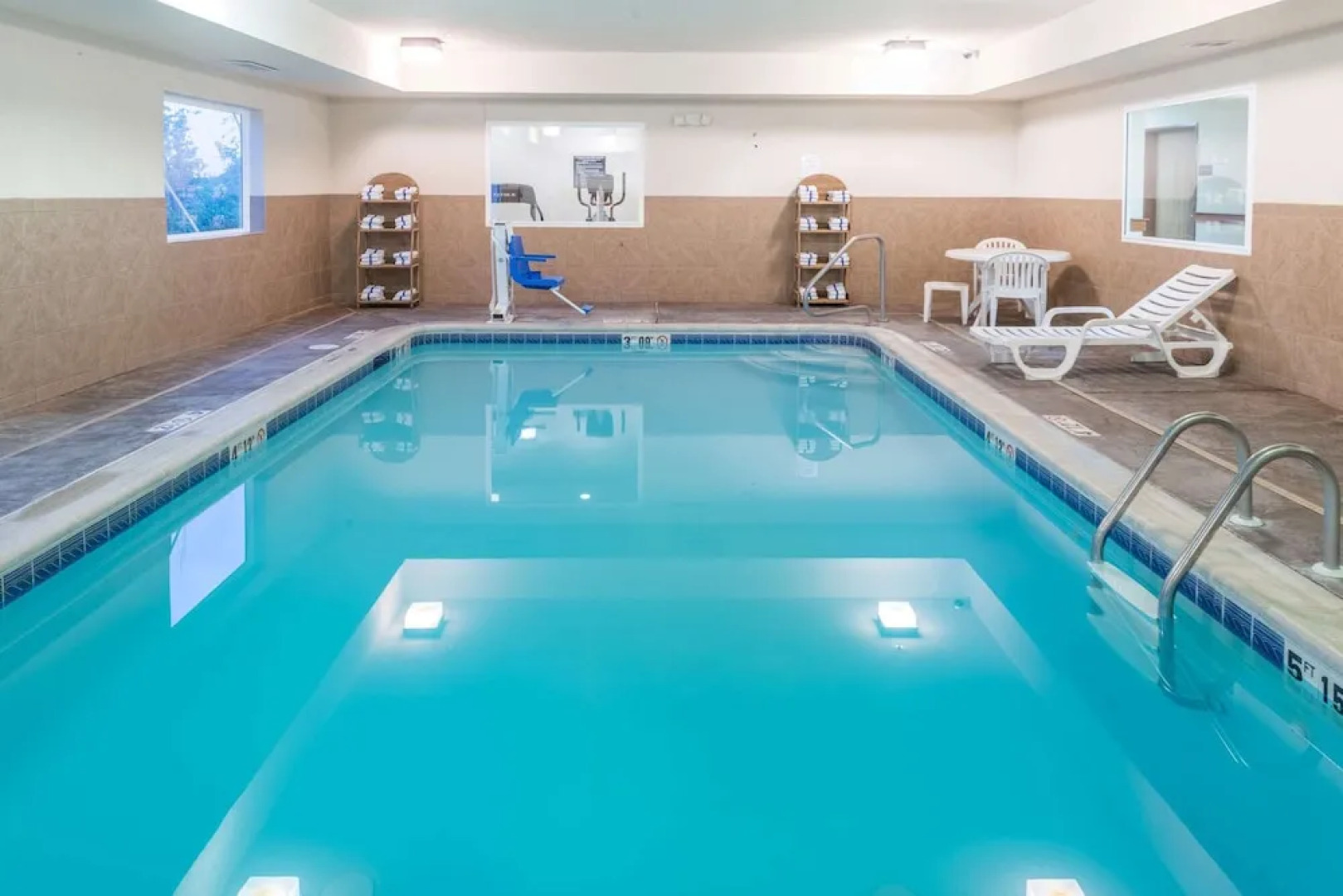 Super 8 St Robert Ft Leonard Wood Area