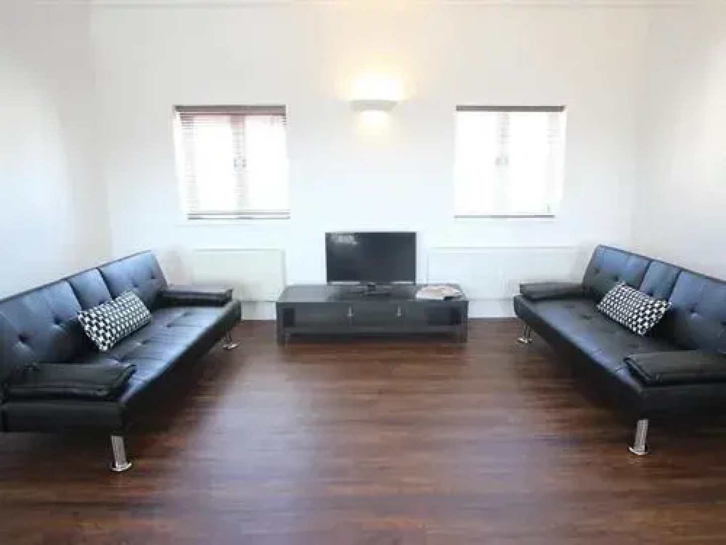 iStay - Perceval House