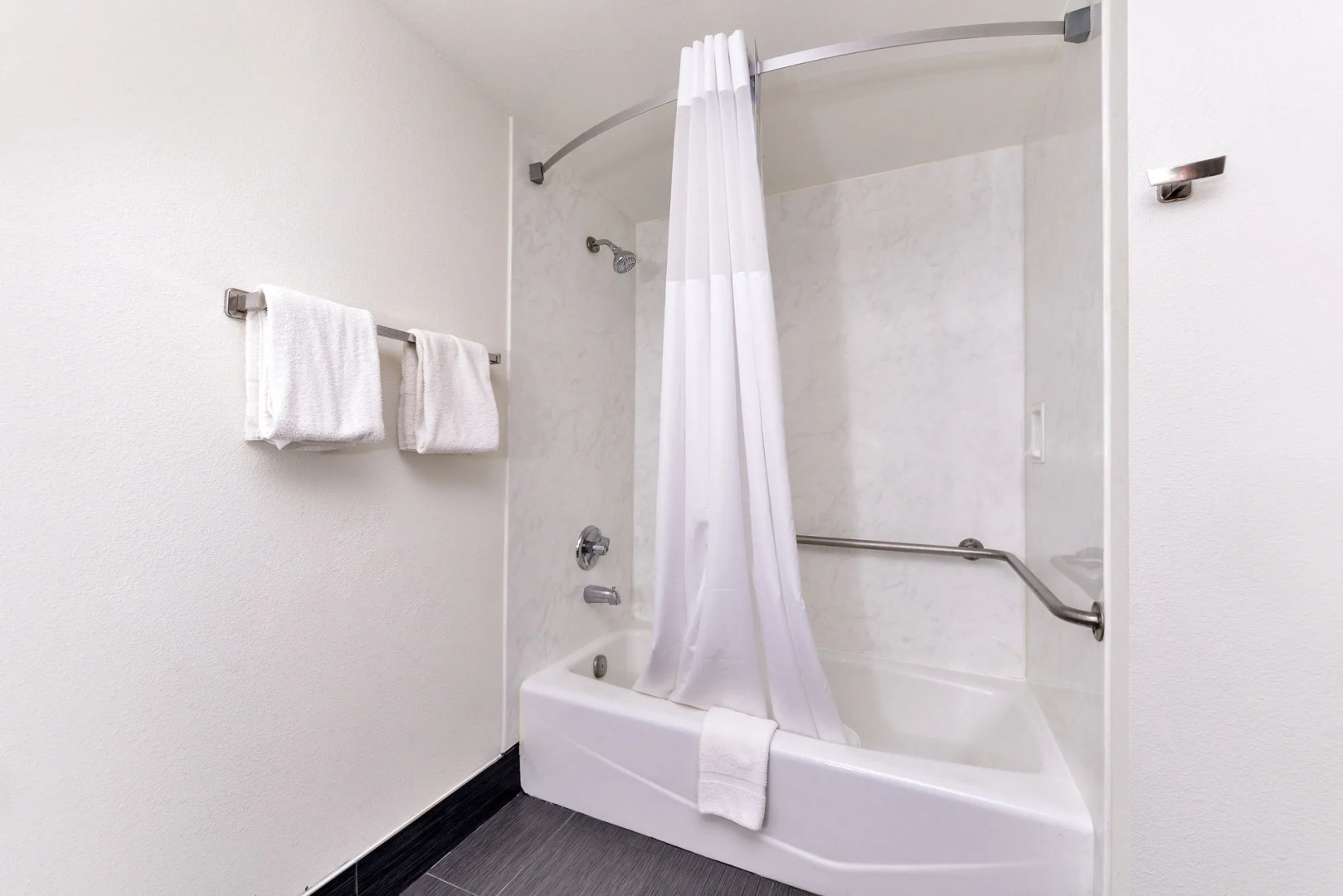 Quality Inn Acworth North