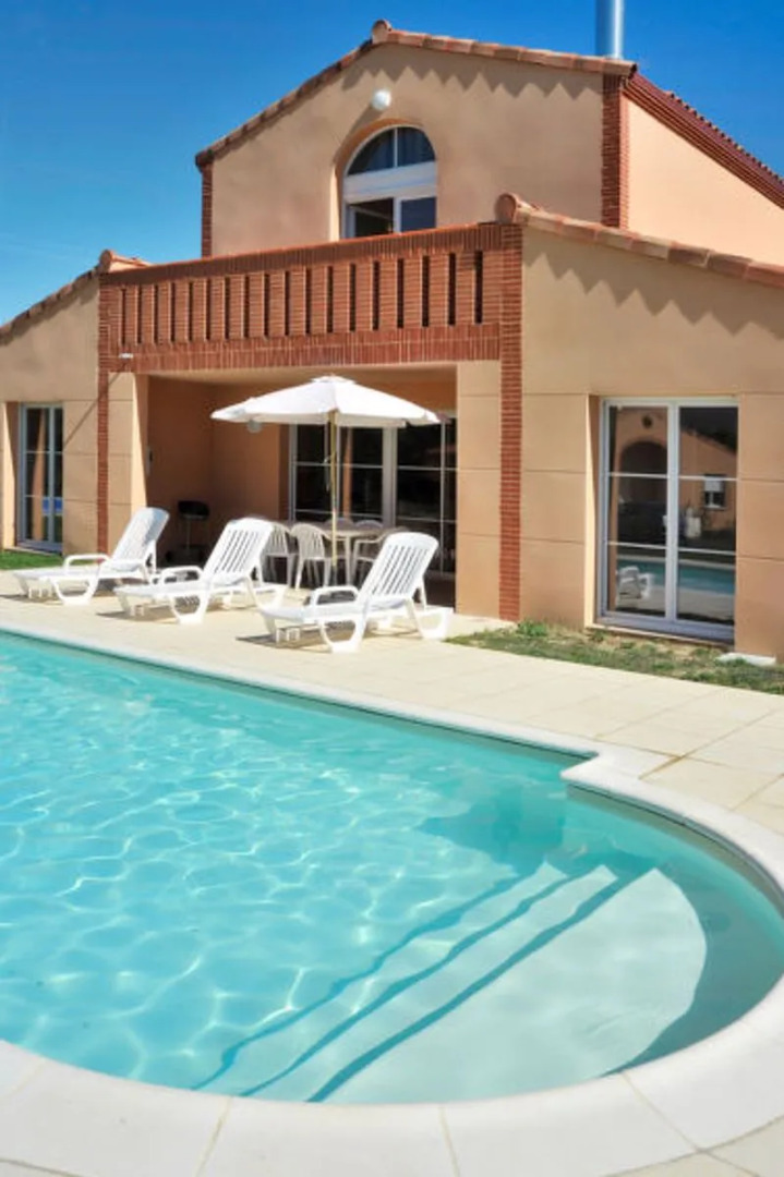 Domaine Royal Green (MZA100)