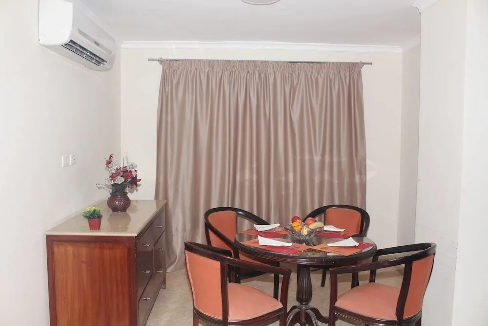 Royal Residence City Center