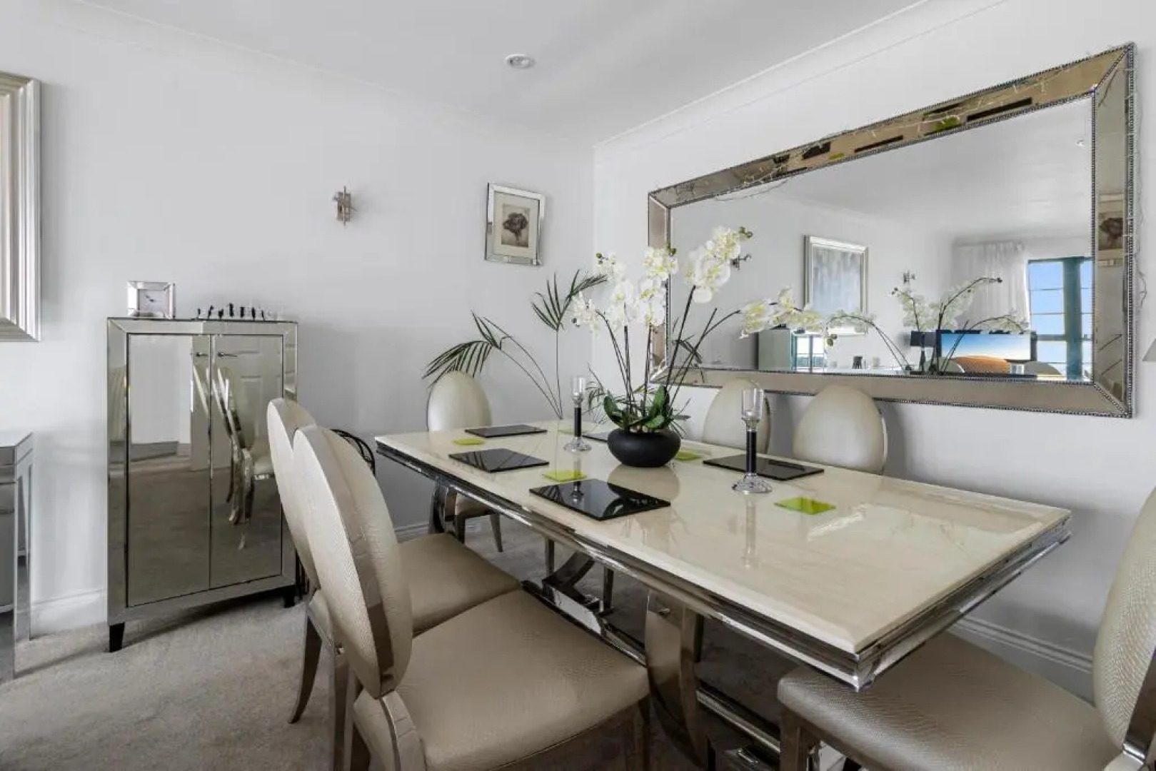 Marina Retreat Waterfront