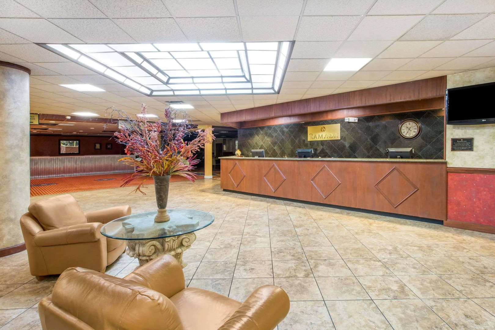 Clarion Inn & Suites and Convention Center