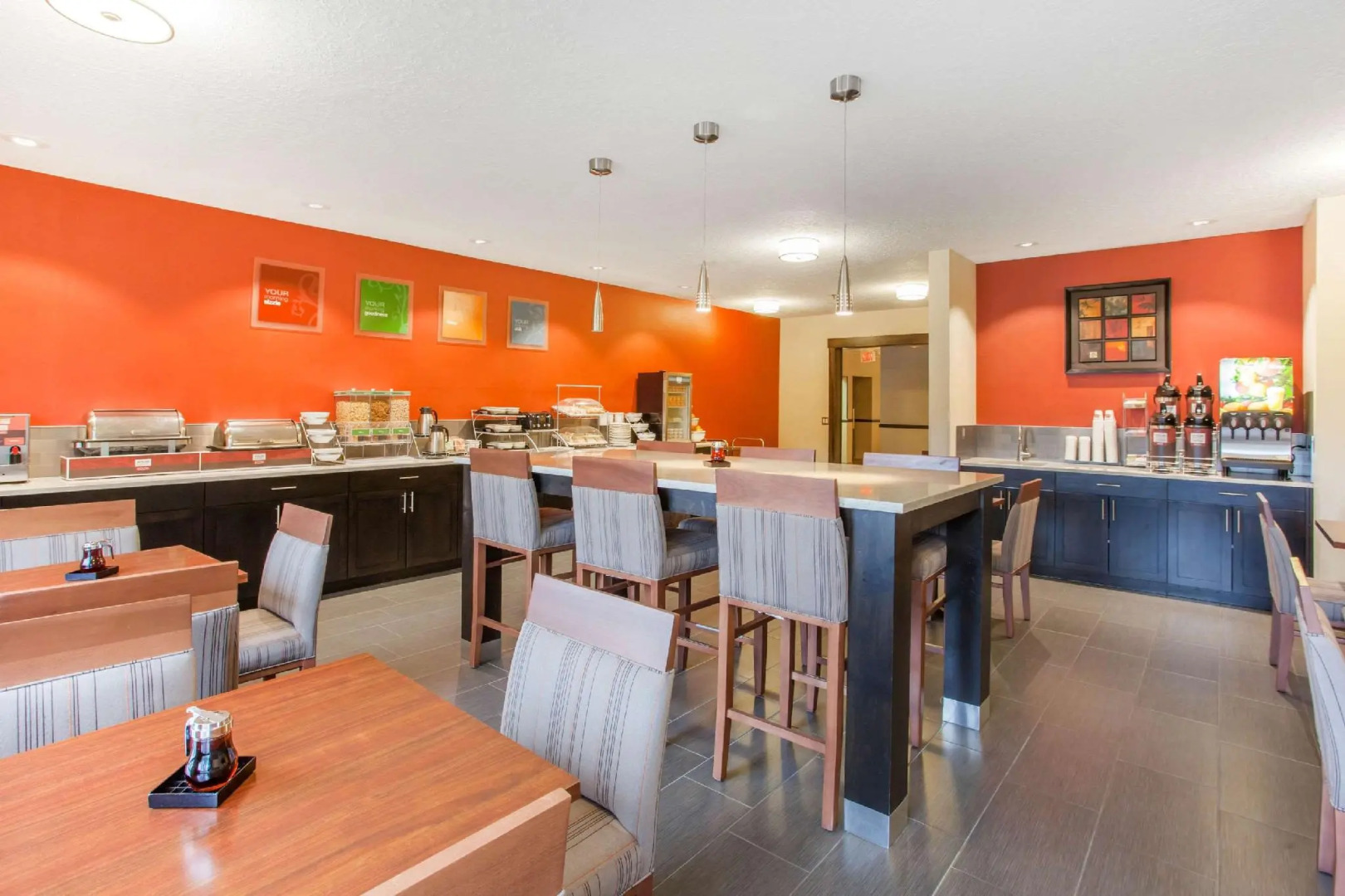 Comfort Suites Near Vancouver Mall