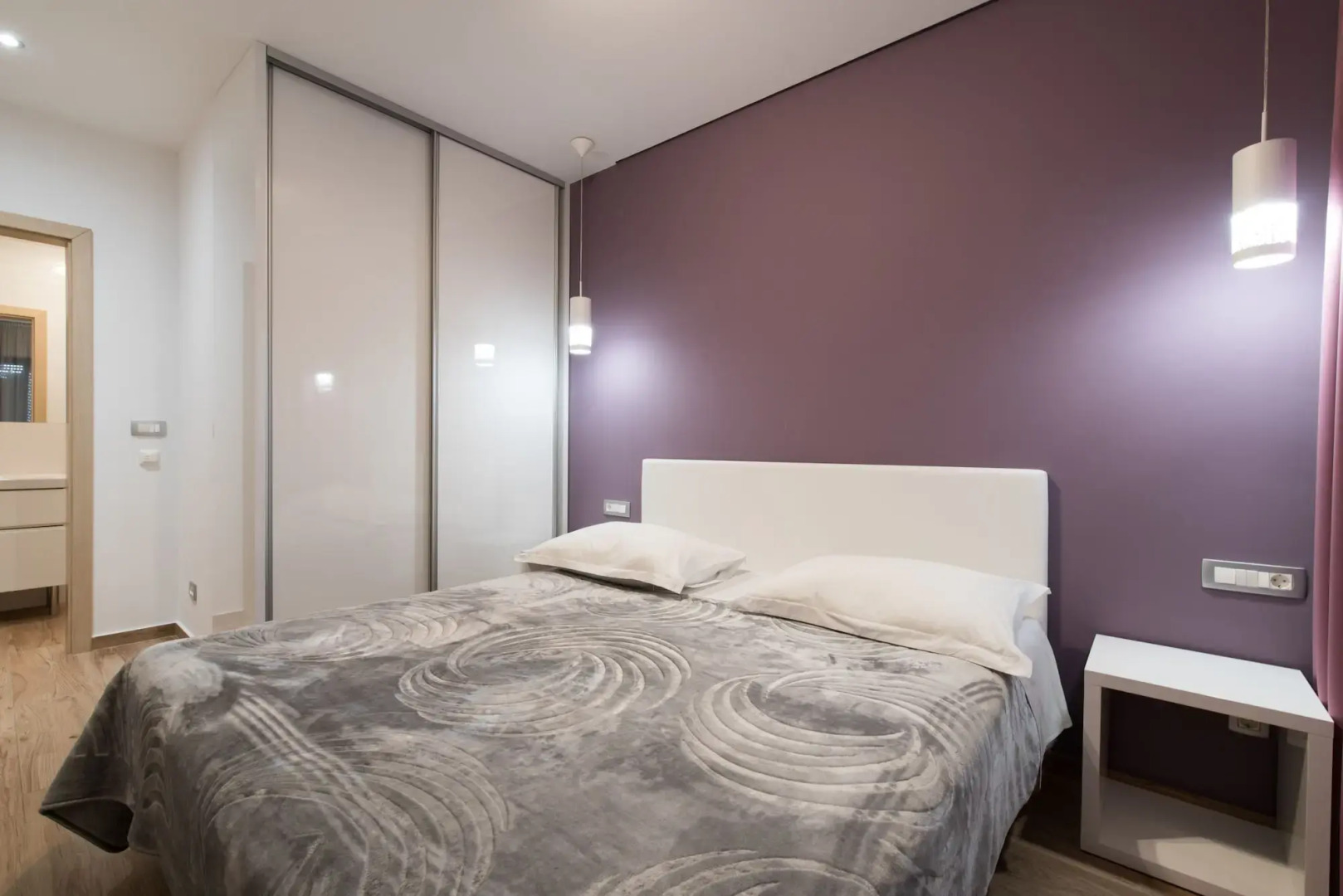 Beachfront Villa Mediteran