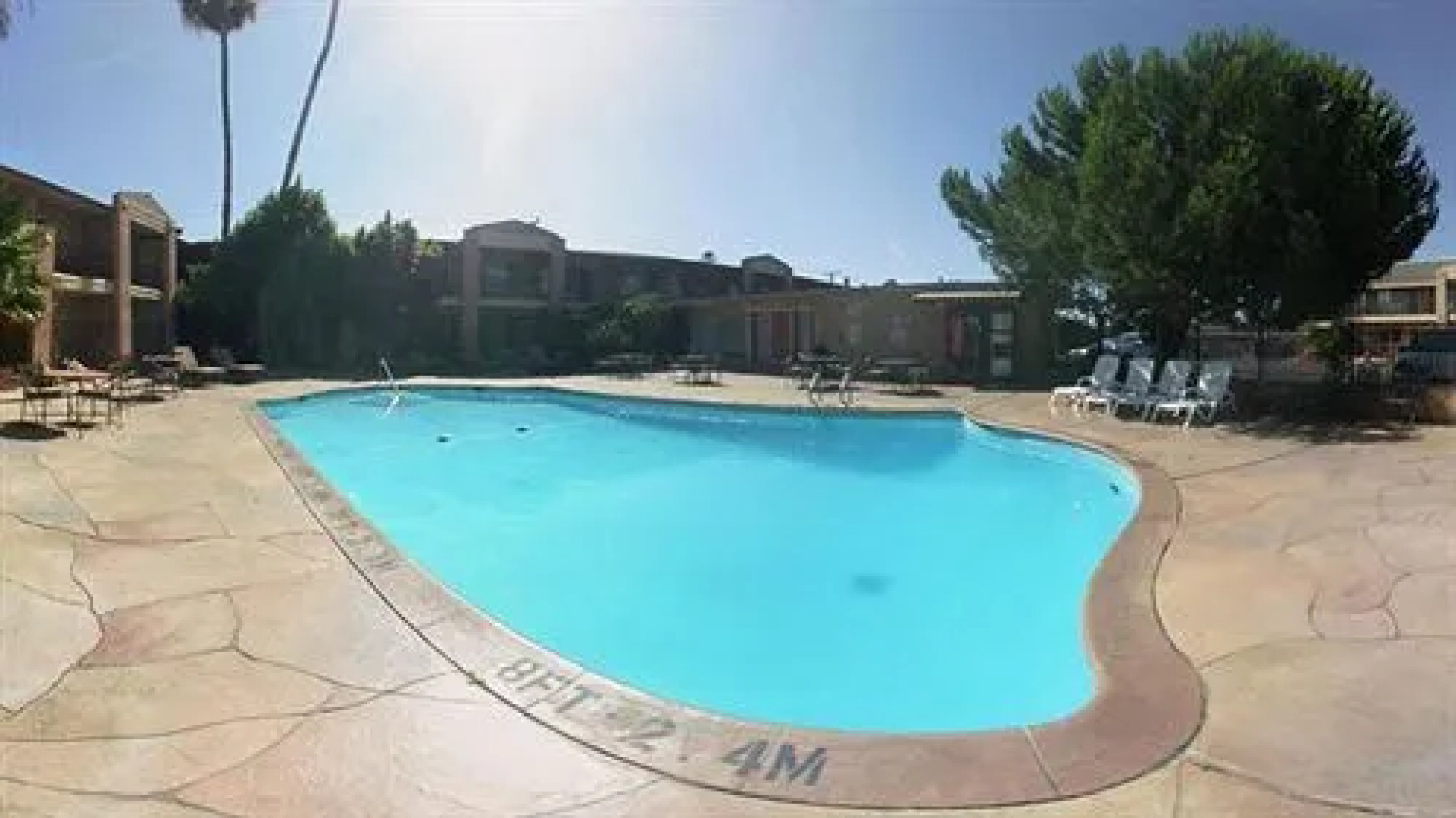 Vallejo Inn & Suites