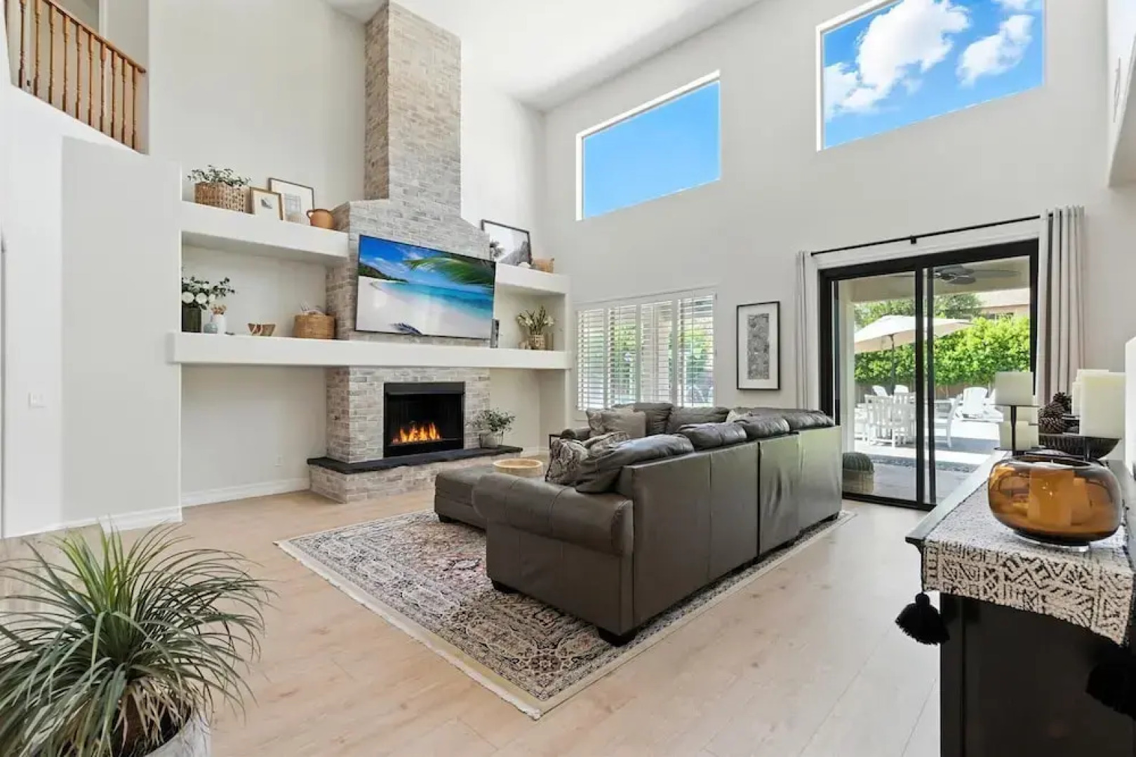 Splash Canyon - Splash Pad & Tons of Games - Gym