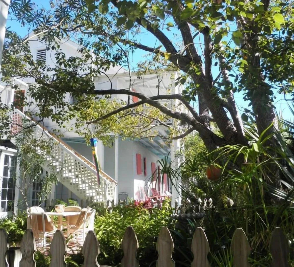 The Old Carrabelle Hotel