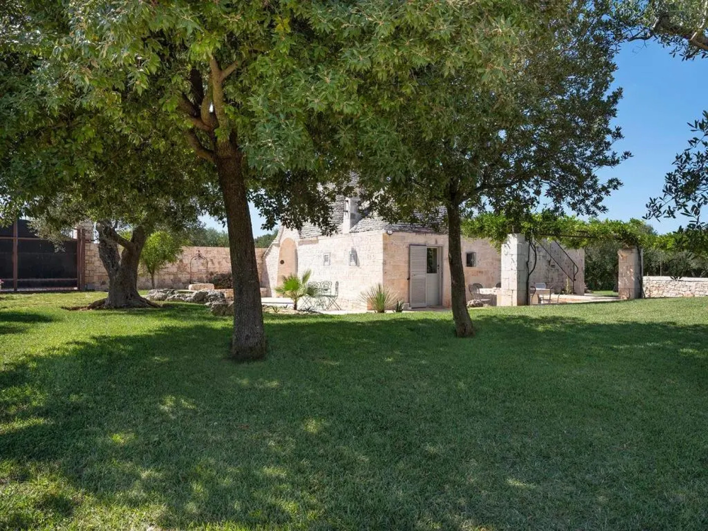 Trulli Uliveto Acquafonda