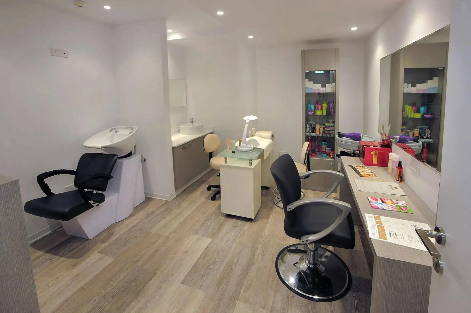 Okeanos Beach Boutique Hotel