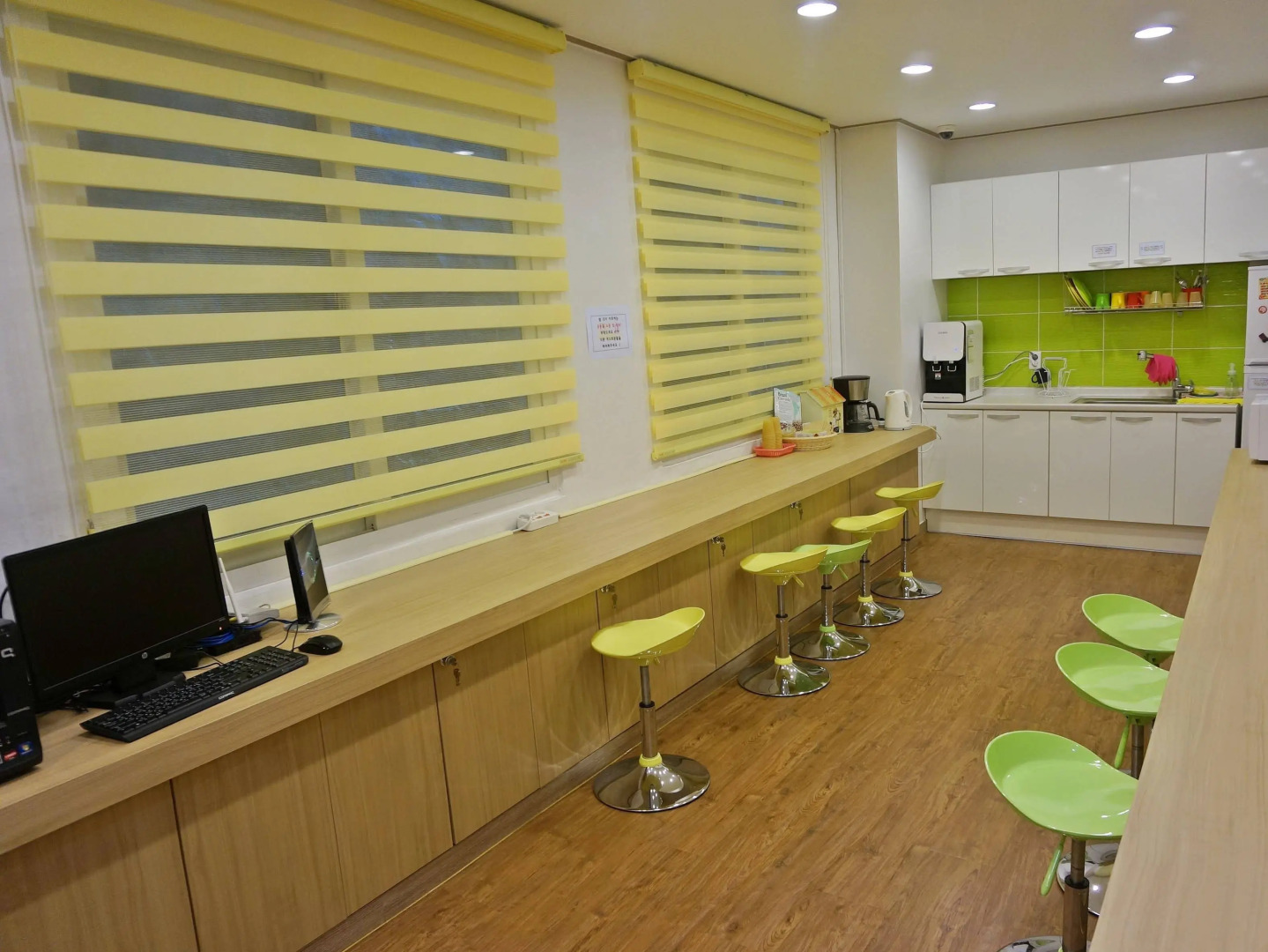 Mr Egg Hostel Original Nampo