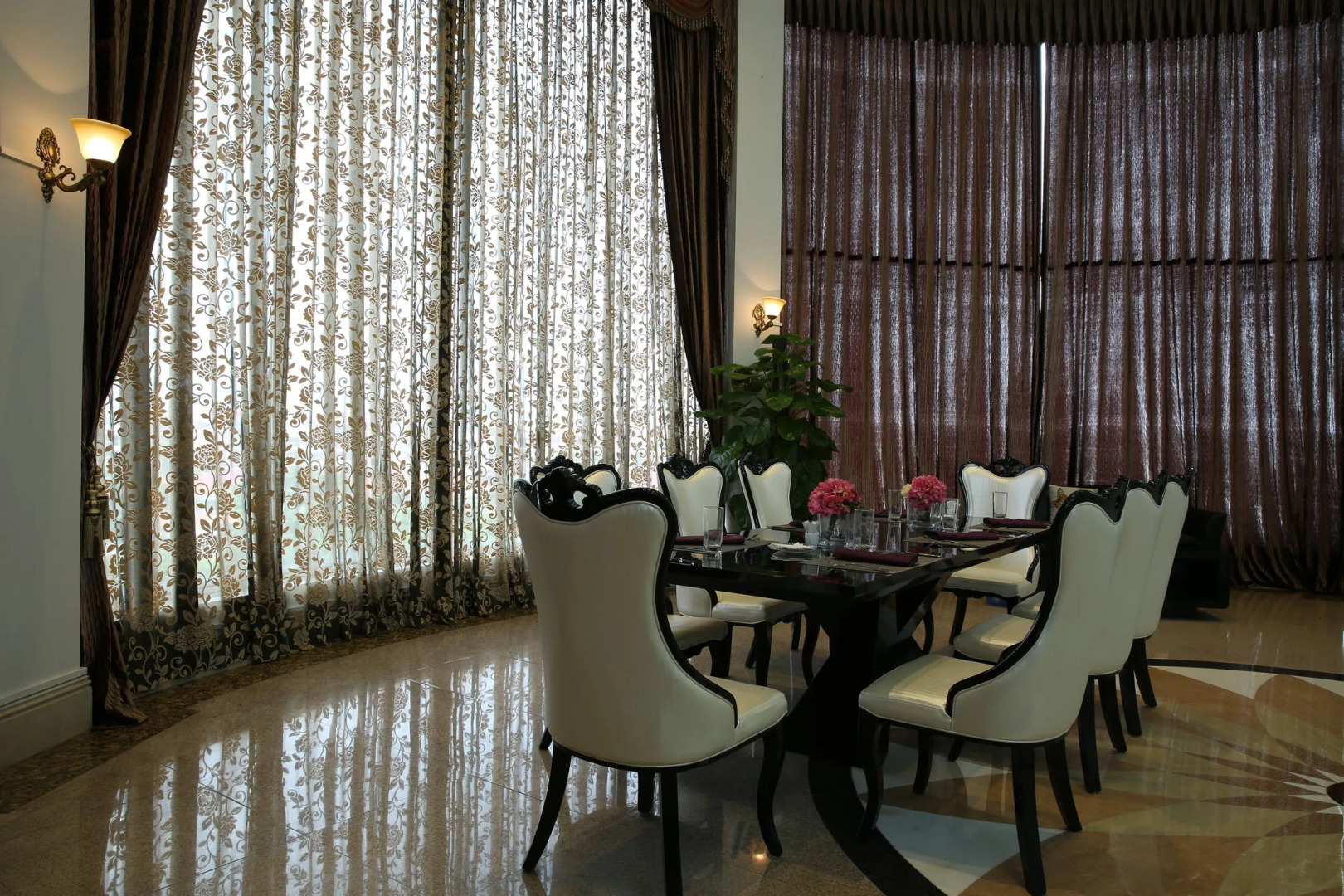 Country Garden Flower City Hotel