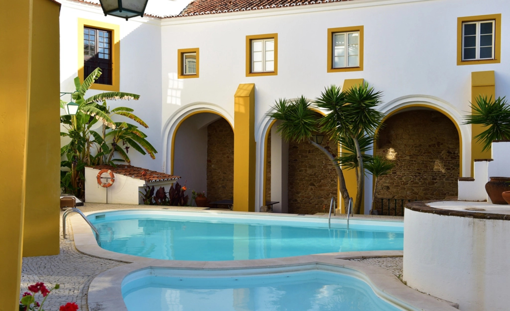 Pousada Convento de Evora - Historic Hotel