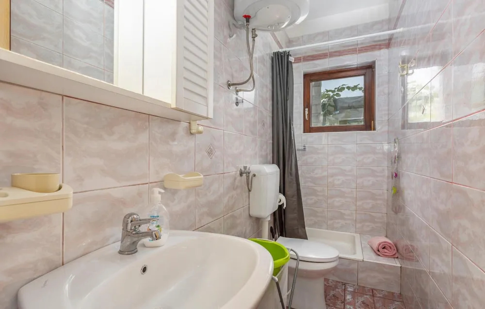 Nice Apartment in Malinska With 2 Bedrooms and Wifi