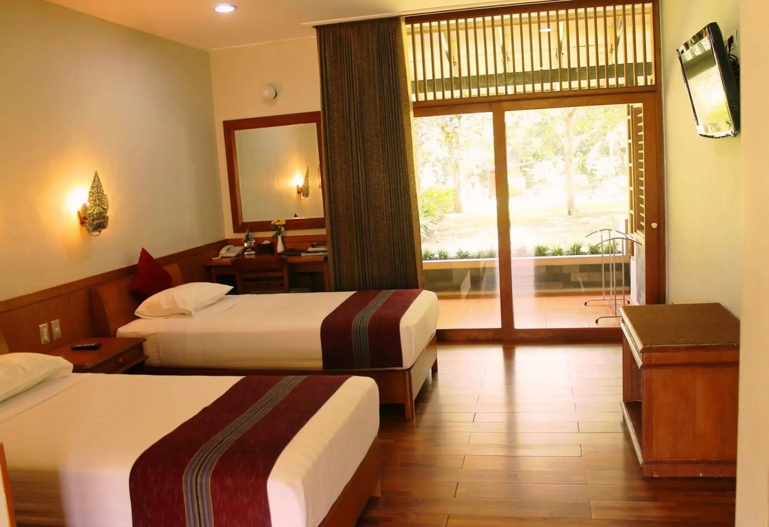 Manohara Borobudur Cultural Center