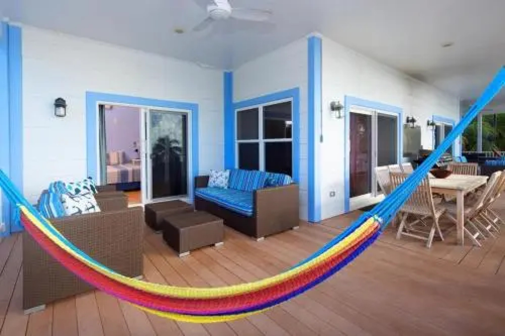 Sir Turtle Beach Villas