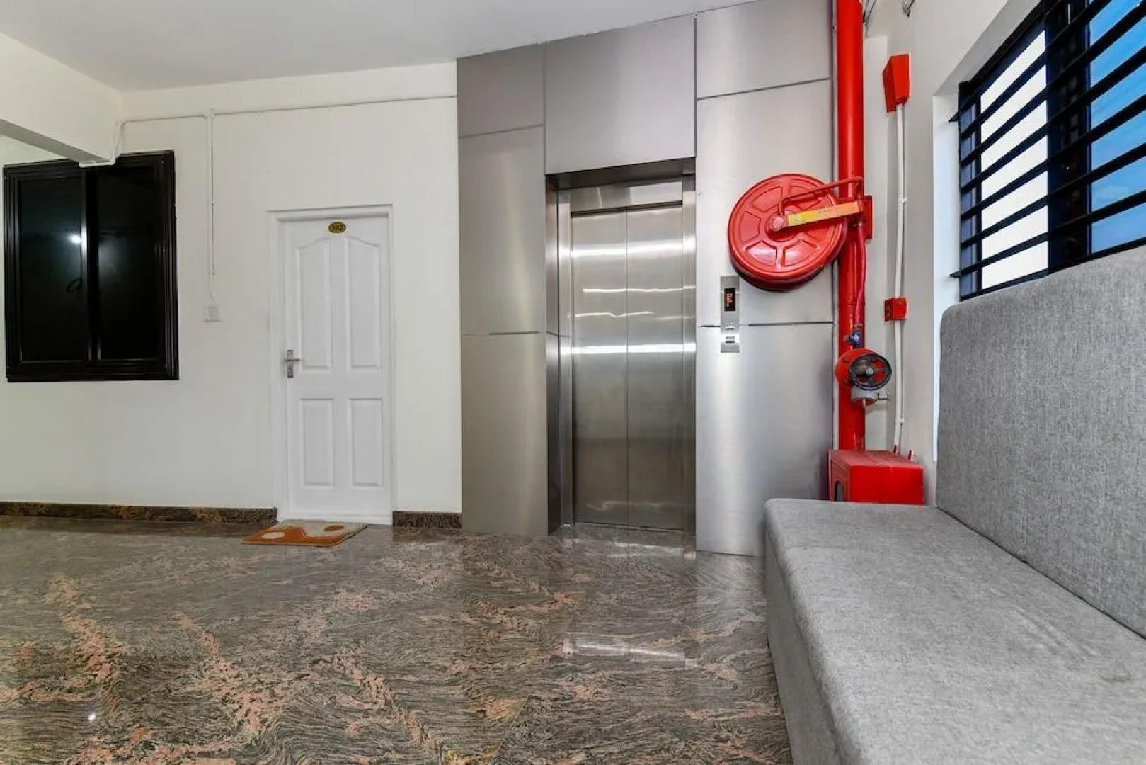 SilverKey Executive Stays 65165 Athani Residency