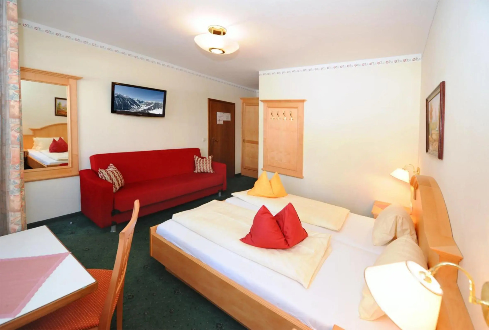 Bike & Ski Hotel Unterellmau