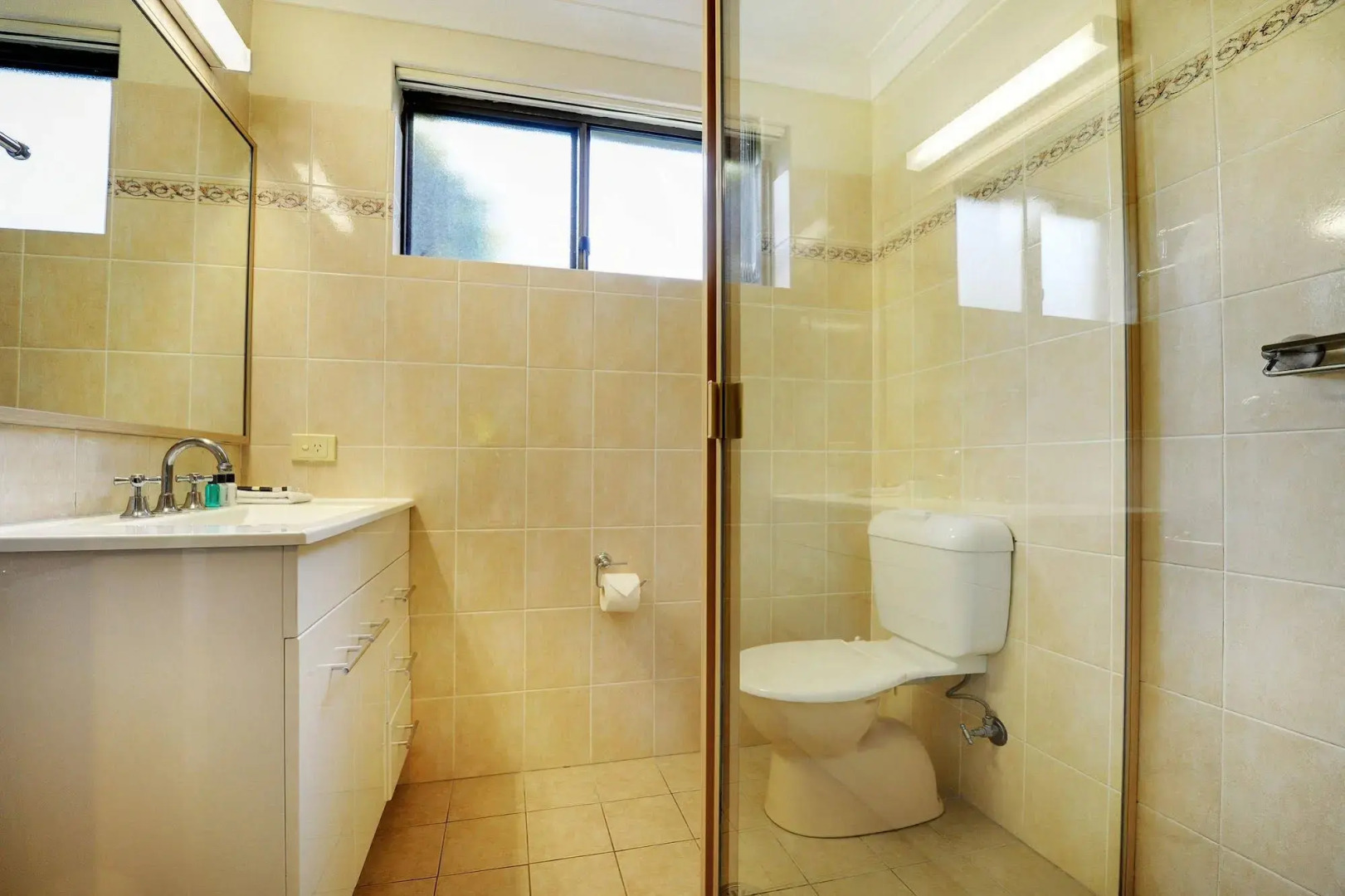 Smugglers on the Beach