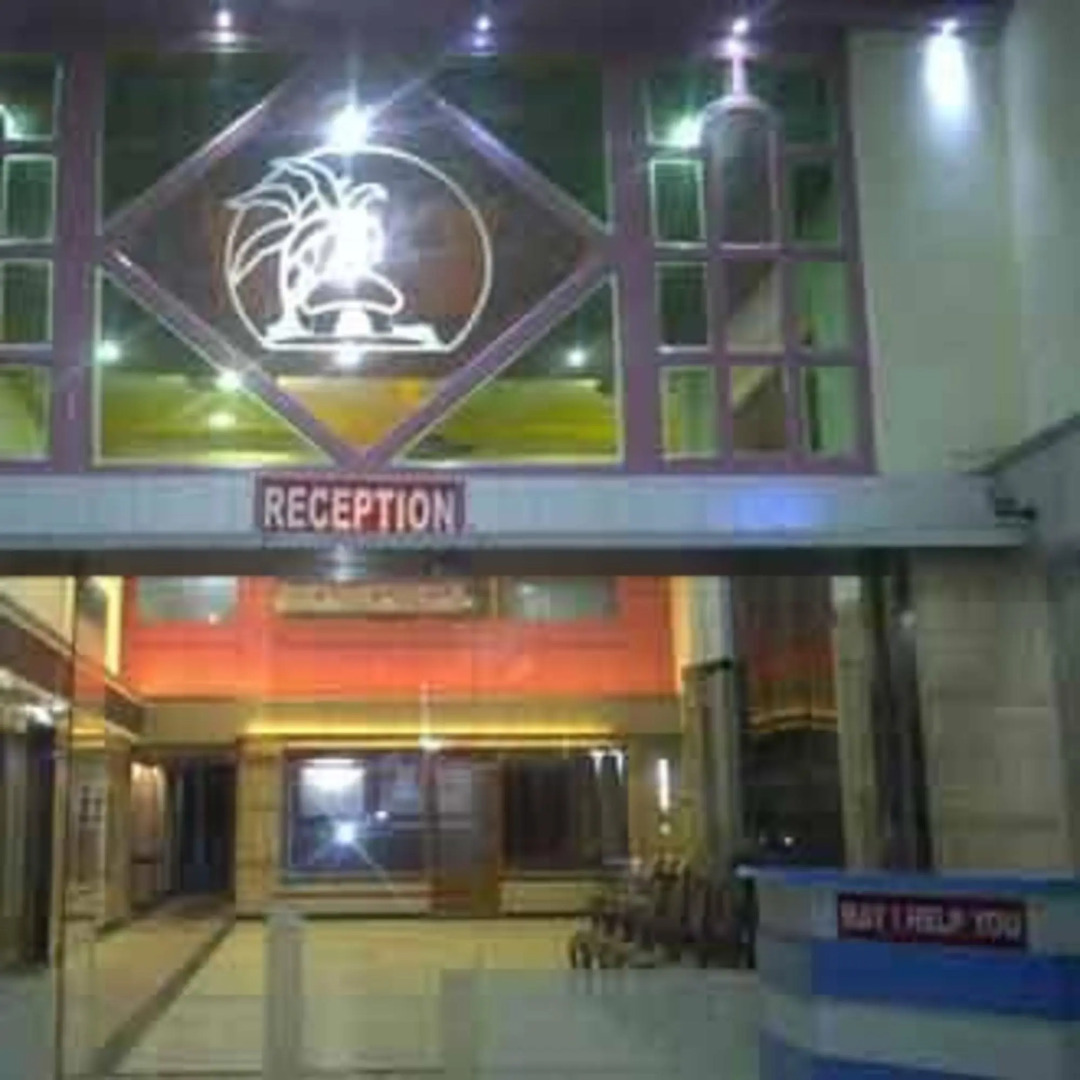 Sonar Bangla's Motel Midway